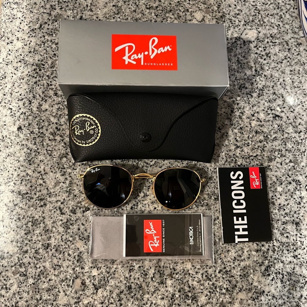 Ray-Ban 3447 blackish green 50mm